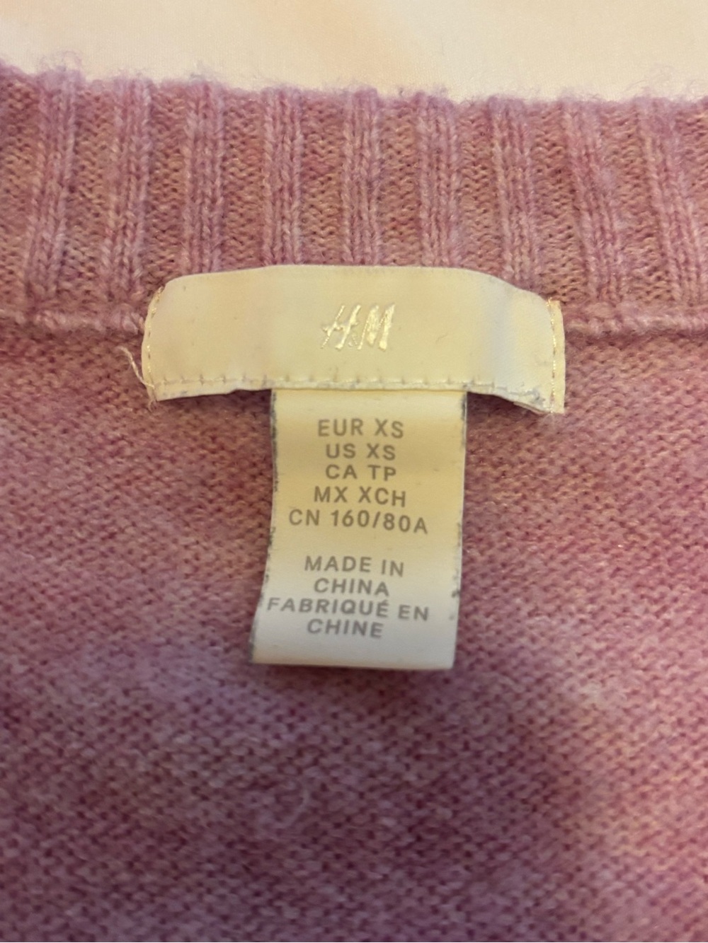 H&M Lilac V-Neck Sweater Vest, size Small - Picture 8 of 9